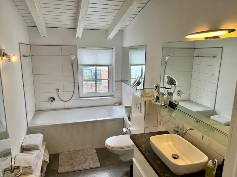 Wunderschoene Stadtwohnung Apartment
