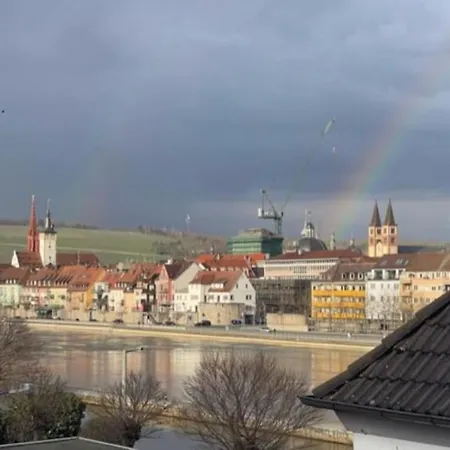 Wunderschoene Stadtwohnung Würzburg Buitenkant foto